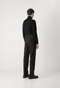 Mads Nørgaard METROPOLIS MORTEN PANTS - Chino hlače - brown