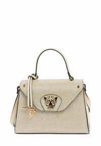 Bolso de mano texturizado en color beige con acentos dorados, que presenta un cierre con forma de cabeza de leopardo, un asa superior y una correa de hombro ajustable.
