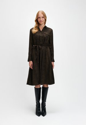 - Sukienka koszulowa