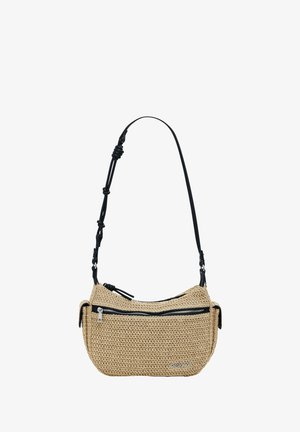 Borsa a tracolla intrecciata in paglia con accenti in faux pelle nera, tasca anteriore con zip e tracolla regolabile, caratterizzata da una finitura testurizzata.