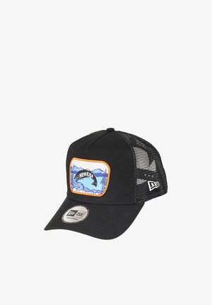 Black cap with a mesh back, featuring a front patch with a mountain design and the text "WENVERA." Adjustable strap at the rear.