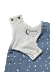 Blauer Schlafsack mit Sternmuster und cremefarbener Oberseite. Verfügt über Druckknöpfe und weichen, strukturierten Stoff. Größe 50/56 cm im Inneren gekennzeichnet.