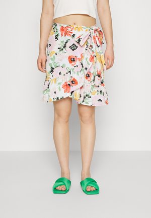 ONLY Petite ONLOLIVIA WRAP SKIRT - Hõlmikseelik - cloud dancer/kamil