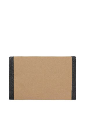Cartera rectangular plana hecha de tela texturizada, con bordes en negro oscuro. Diseño simple sin patrones ni herrajes visibles.