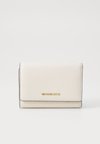 BRYANT TRIFOLD WALLET - Wallet - light cream