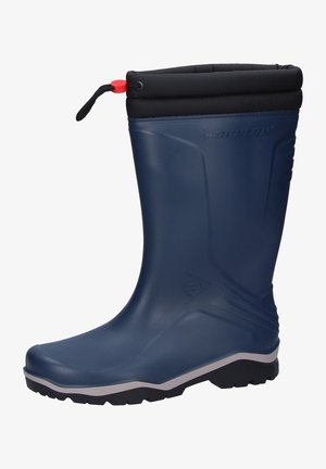 Marineblauer wasserdichter Gummistiefel mit einem schwarzen, umkrempelbaren Kragen. Verfügt über eine strukturierte Sohle und einen roten Zugmechanismus für einen sicheren Sitz. Entwickelt für den Einsatz im Freien.