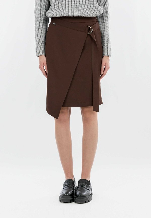 SFY Freyday - Wickelrock - barolo