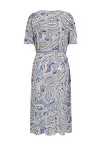 Rochie cu mâneci scurte până la genunchi, cu model paisley în albastru pastel, bej și mov și talie strânsă.