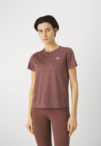 New Balance - ATHLETICS - T-shirts basic - licorice heather Miniaturebillede 1