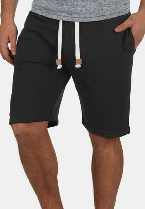 IDRION - Shorts - black