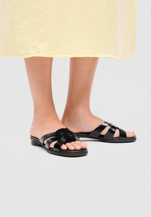 ECCO ALBA 25 SLIDE - Papuci - black