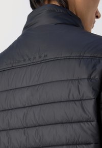 Lindbergh Vinterjacka - black