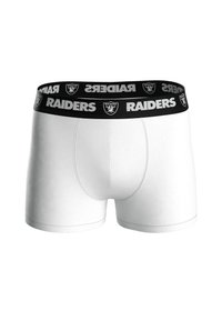Boxer briefs blancas con una banda elástica negra que destaca el texto y el logo de "RAIDERS", resaltando un ajuste ceñido y una textura de tela suave.