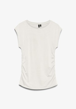 Hvid kortærmet damebluse med rund halsudskæring og rynkede sider, vist fladt på en hvid baggrund.