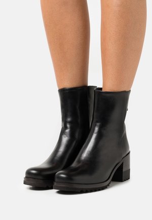 RONDA - Kotníkové boty - black