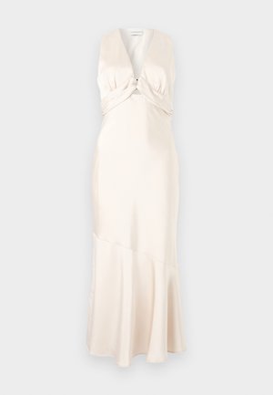 Maxikleid aus Satin in sanftem Creme, mit tiefem V-Ausschnitt und gedrehten Oberteil, mit schwingendem Saum und glatter Textur.
