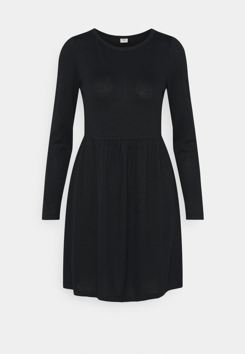Robe noire à manches longues avec encolure ronde et taille froncée, jupe à hauteur des genoux, présentée sur un fond clair uni.