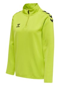 Heldere neon groene longsleeve pullover met een rits-kraag, voorzien van zwarte chevrons op de schouders en een klein logo op de borst.