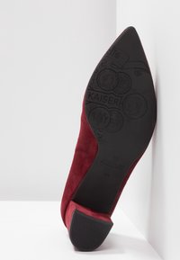 Peter Kaiser Escarpins - red