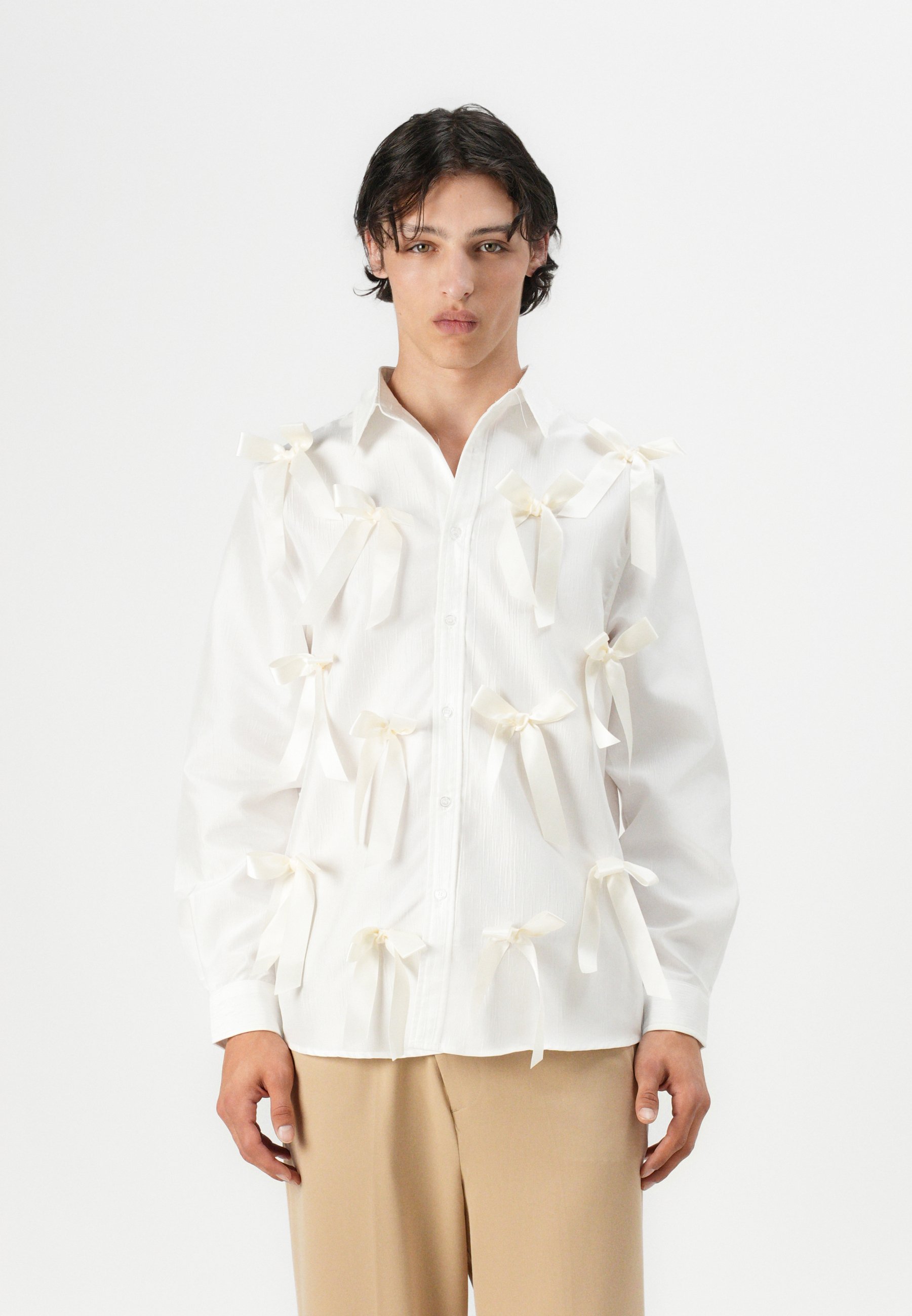 リボンを自由自在に動かせる方法｜andwangの夏服（ZOZOTOWNで購入可 