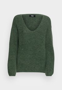 Suéter de punto verde oscuro con un profundo escote en V, mangas largas y textura acanalada. Diseño simple, sin patrones o adornos visibles.