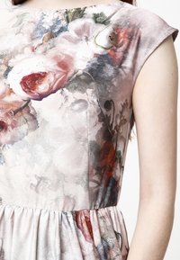 Madam-T Vestido informal - beige