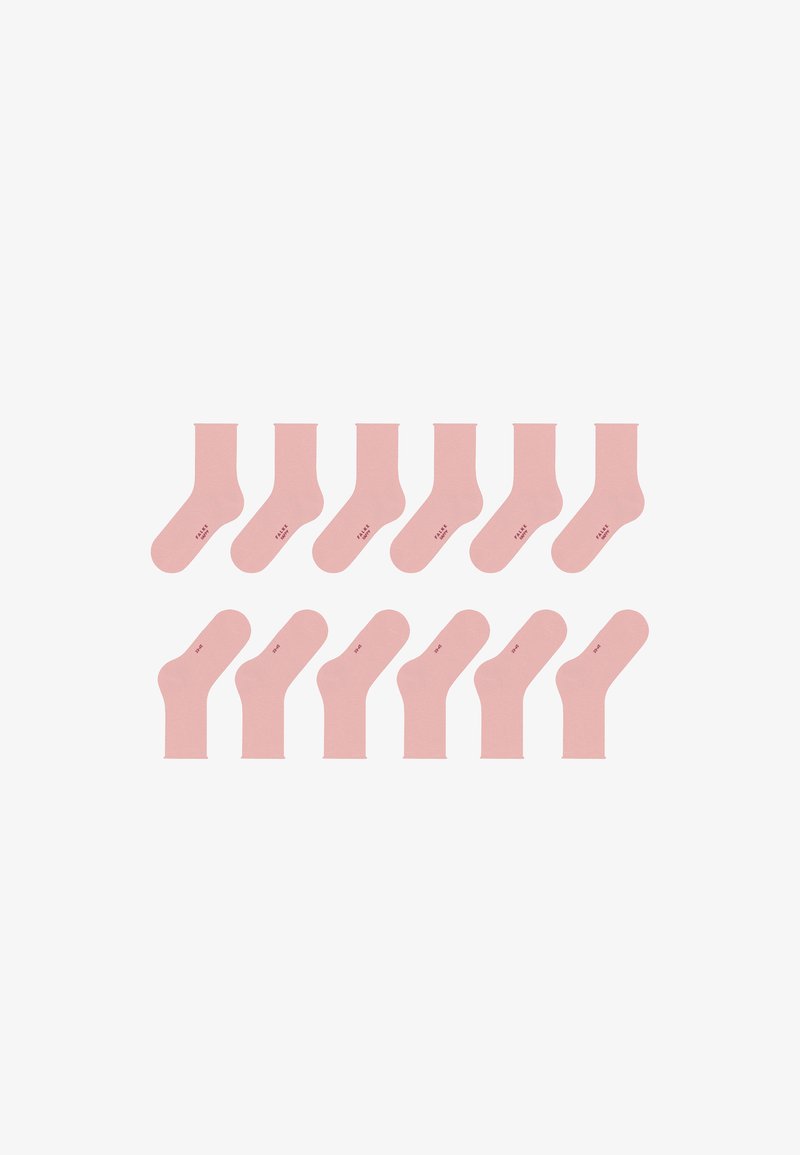 Pack de 12 calcetines de algodón rosa claro para el tobillo. Cada calcetín tiene una punta redondeada y un talón reforzado con un pequeño logo impreso en el lateral.