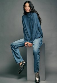 Next REGULAR FIT  - Džemper - blue chambray