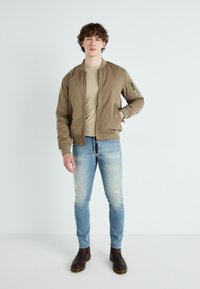 Replay JACKET - Bombejakke - light mud
