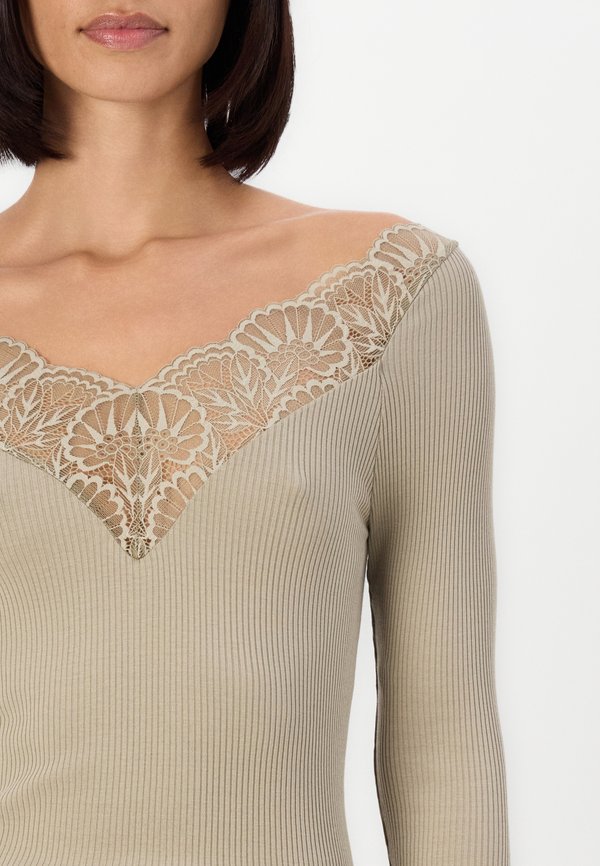 BEATHA - Long sleeved top - laurel oak3