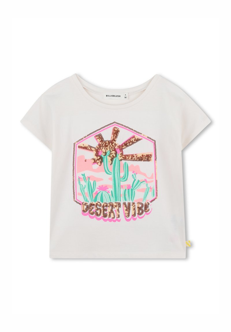 Biała koszula z krótkim rękawem, przedstawiająca różowo-zielony pejzaż pustynny z kaktusami, słońcem ozdobionym złotymi cekinami oraz napisem "DESERT VIBE" wykonanego z cekinów.