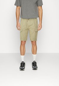 Alpha Industries - RIPSTOP JOGGER SHORT - Shorts - sand Imagen en miniatura 1