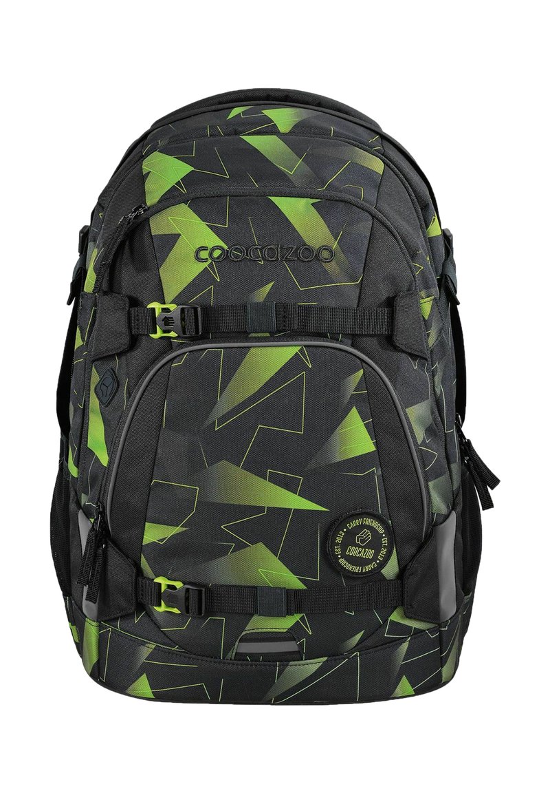 Sac à dos avec un motif géométrique noir et vert, fabriqué en tissu résistant avec des bretelles ajustables et plusieurs compartiments de rangement.