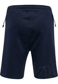 Shorts de sport bleu marine avec une taille élastique et des poches latérales, présentant un motif géométrique subtil sur la partie inférieure de la jambe gauche.
