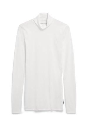Weißes Langarm-Turtleneck-Shirt aus glattem Stoff. Verfügt über einen hohen Kragen und ein Etikett am Saum, das ein sauberes und minimalistische Design beibehält.
