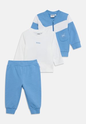 BOSS Kidswear, SET - Pantalon de survêtement - ashleigh blue