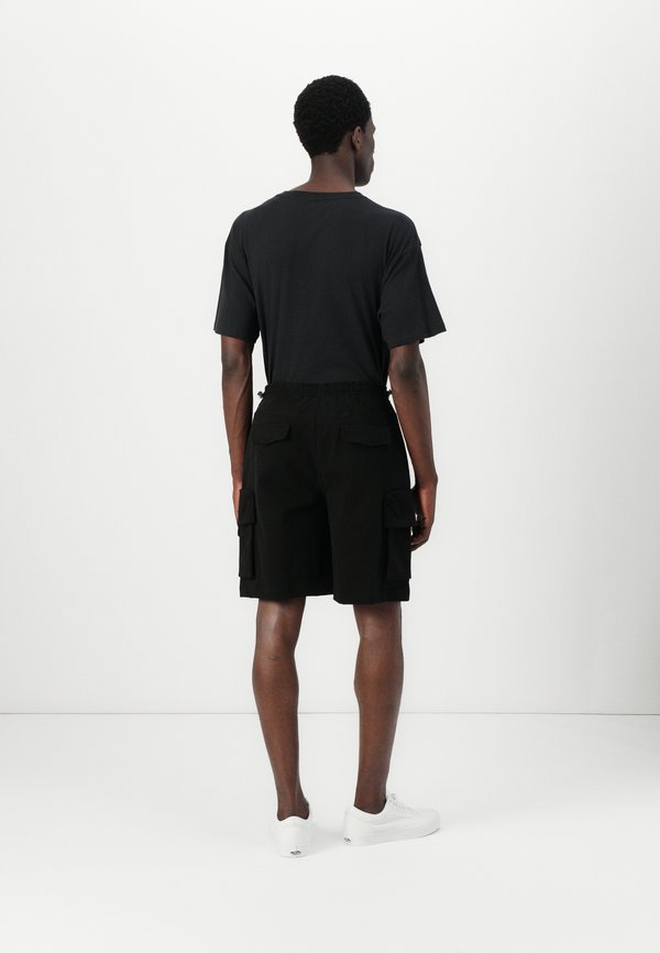 QORIN UNISEX - Shorts4