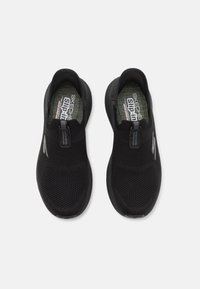 Skechers MAX CUSHIONING ELITE 2.0 - Tenisice - black