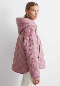 Marc O'Polo QUILTED CAPE JACKET WELT POCKETS SIDE SLITS - Übergangsjacke - dark mauve