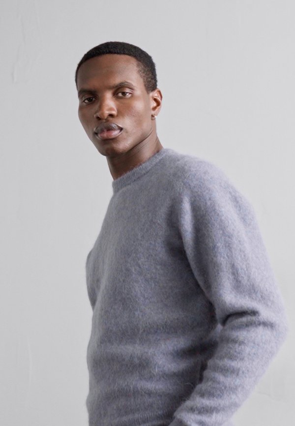 FLUFFY HAMMER SLEEVE - Jumper4