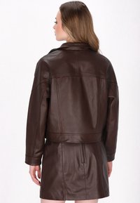 DreiMaster Nahkatakki - coffee brown