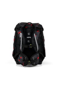 Zaino ergonomico nero e grigio con accenti geometrici rossi, spallacci regolabili, molteplici compartimenti, zip robuste e supporti resistenti.