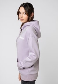 Thumbnail Image 4