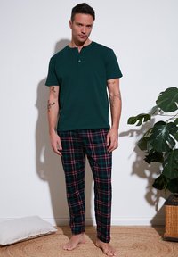 Buratti REGULAR FIT SET - Set lenjerie de noapte - green