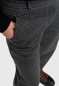 Marc O'Polo Spodnie materiałowe