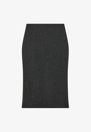 Jupe crayon côtelée en gris foncé avec des rayures verticales. Présente une silhouette ajustée et une texture douce, adaptée à diverses occasions.