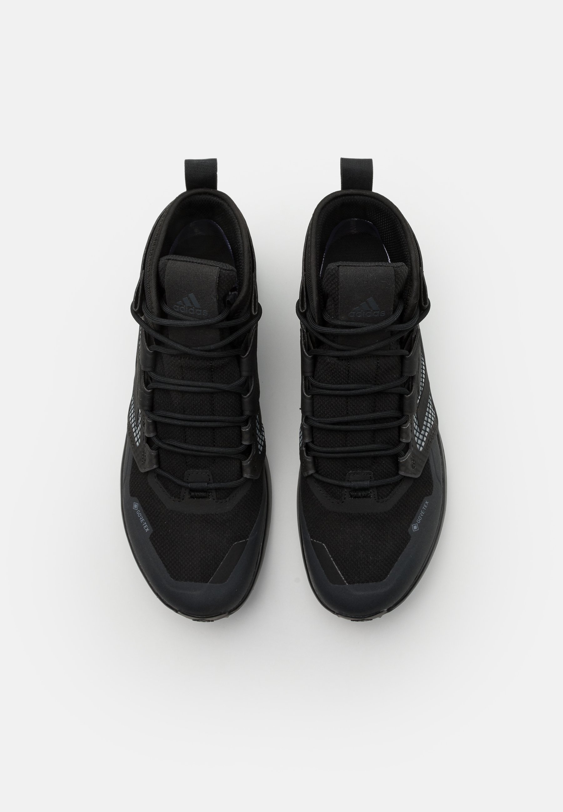 terrex trailmaker mid cold