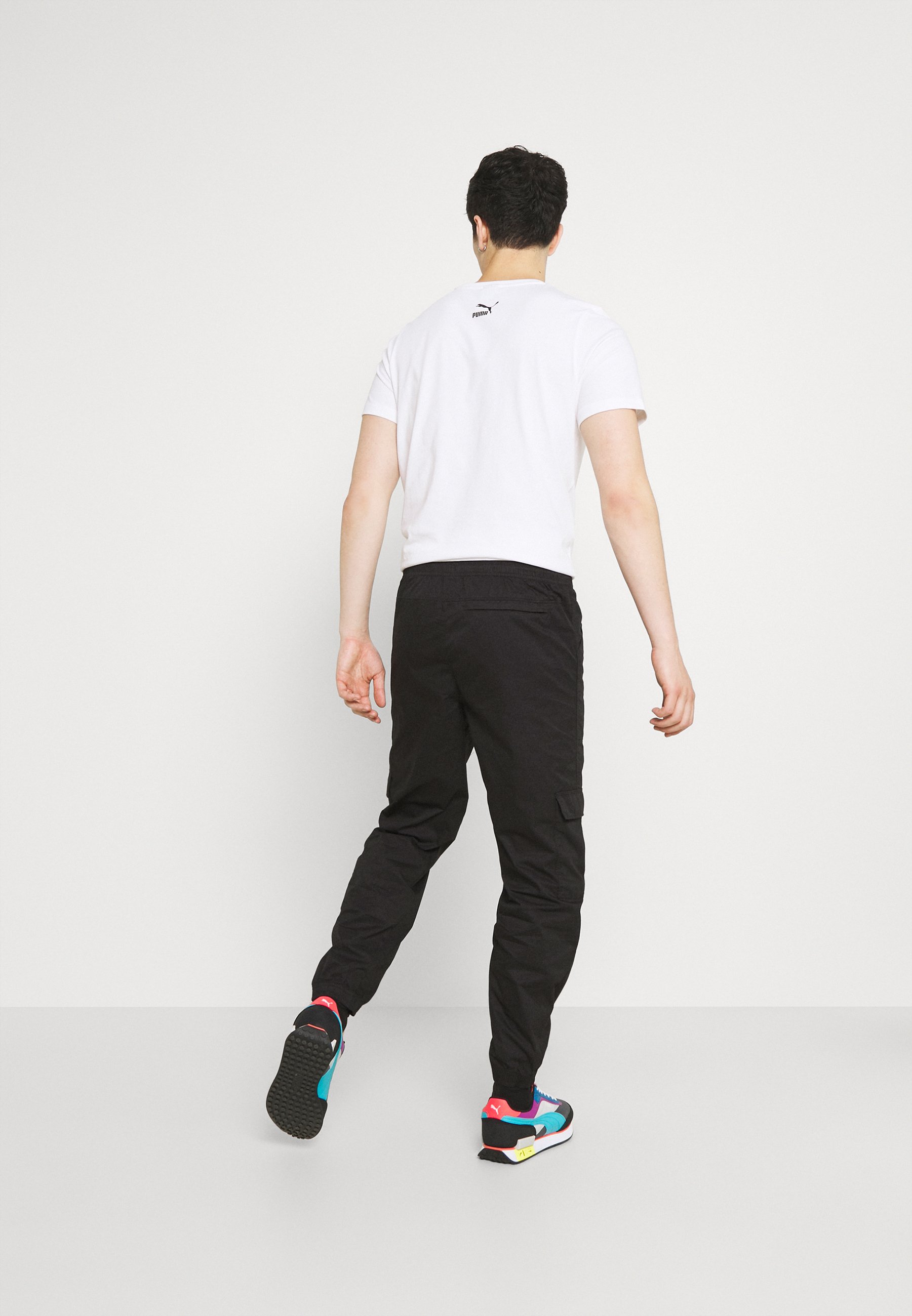 Pantalones Deportivos \u0026 Joggers PUMA Hombre | Pantalones cargo Statement  Nimbus Cloud – Ruskekattens
