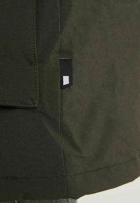 CHASIN' EXPLORER HYBRID - Zimní kabát - green