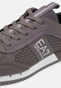 EA7 Emporio Armani LACES UNISEX - Tenisky - volcanic glass/silver